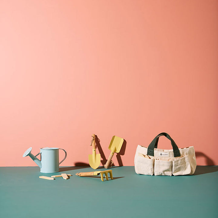 Set med förkläde och redskap KID'S HUB