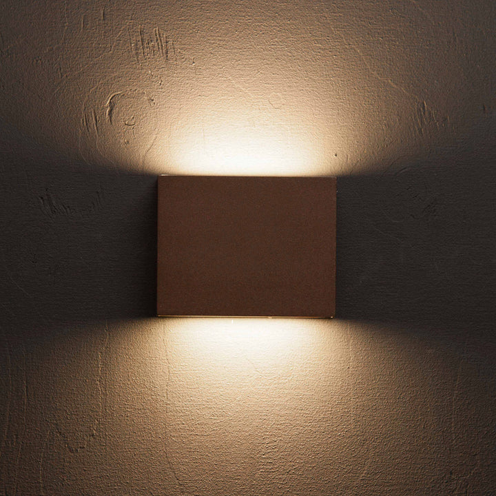 Per II Väggarmatur LED IP54 3000K 6W 430lm Corten